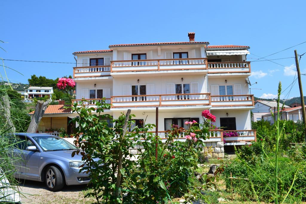 Apartment Beg Раб Екстер'єр фото