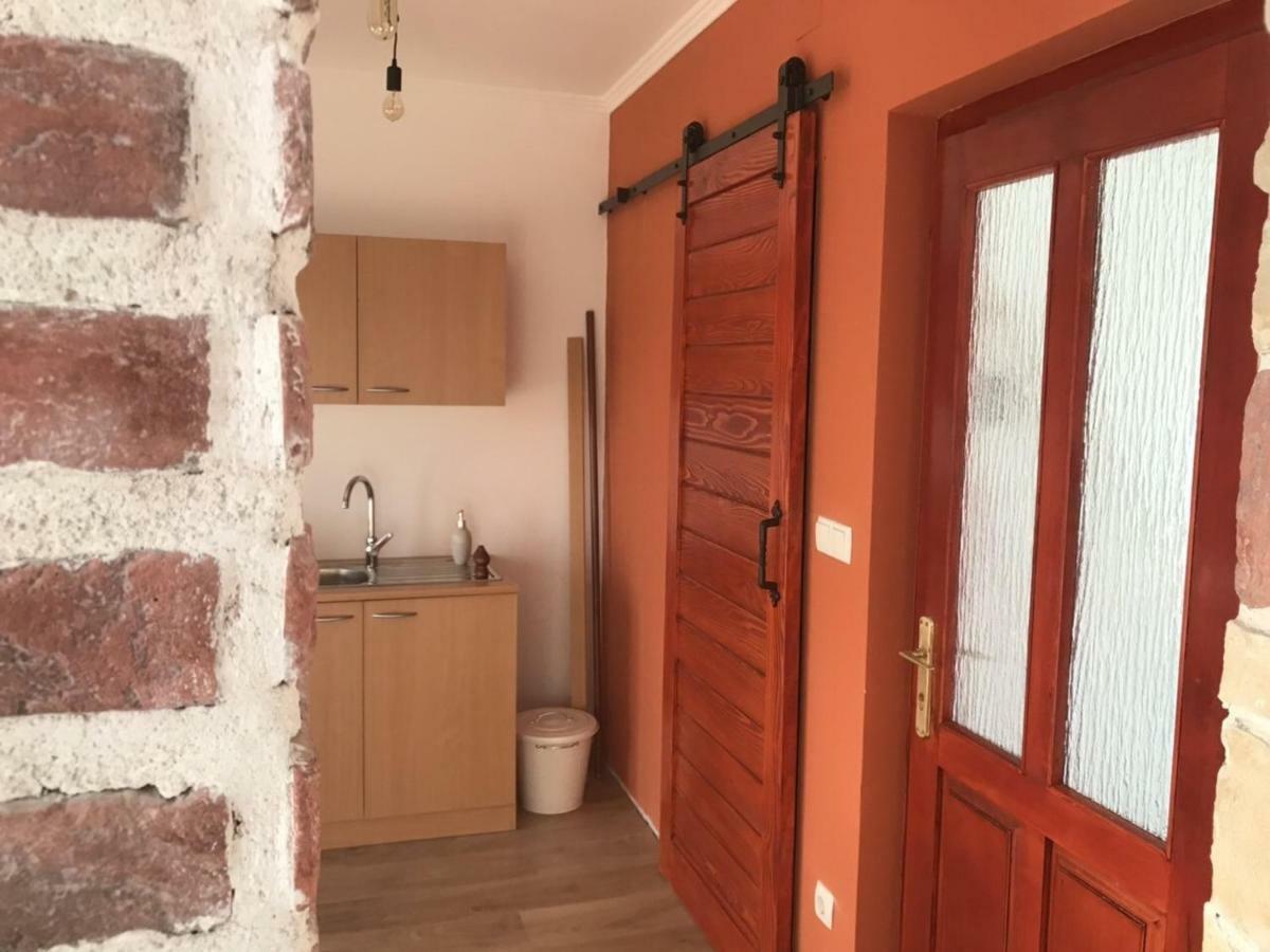 Apartment Beg Раб Екстер'єр фото